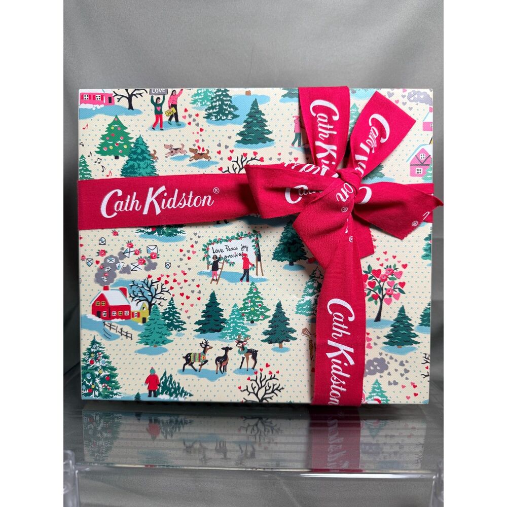 NIB Cath Kidston Shine Bright Hamper Shine Bright Red Berry & Cedar